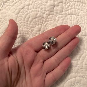 Gray and white pearl cluster earrings